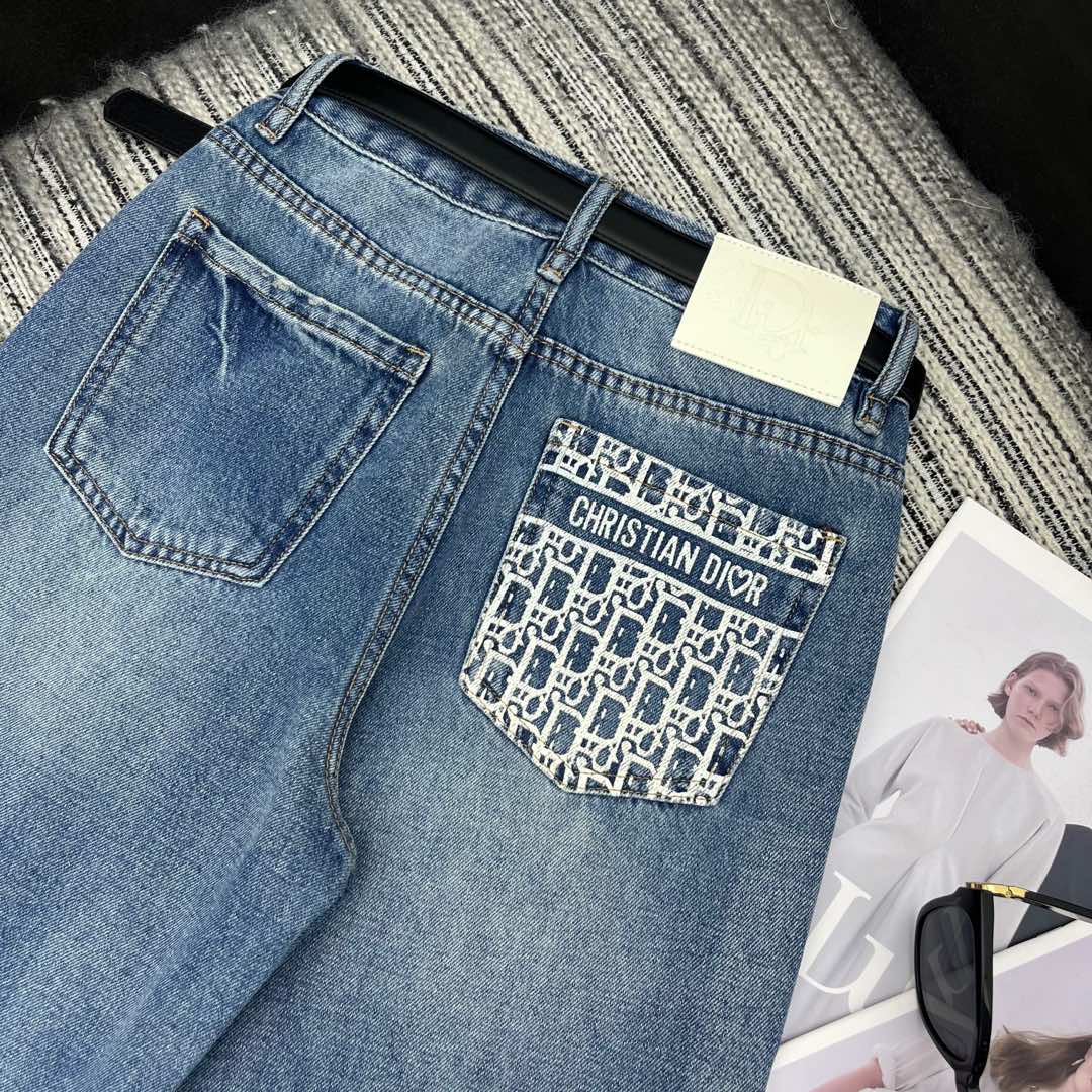 25 Early Spring Pocket Print Jeans