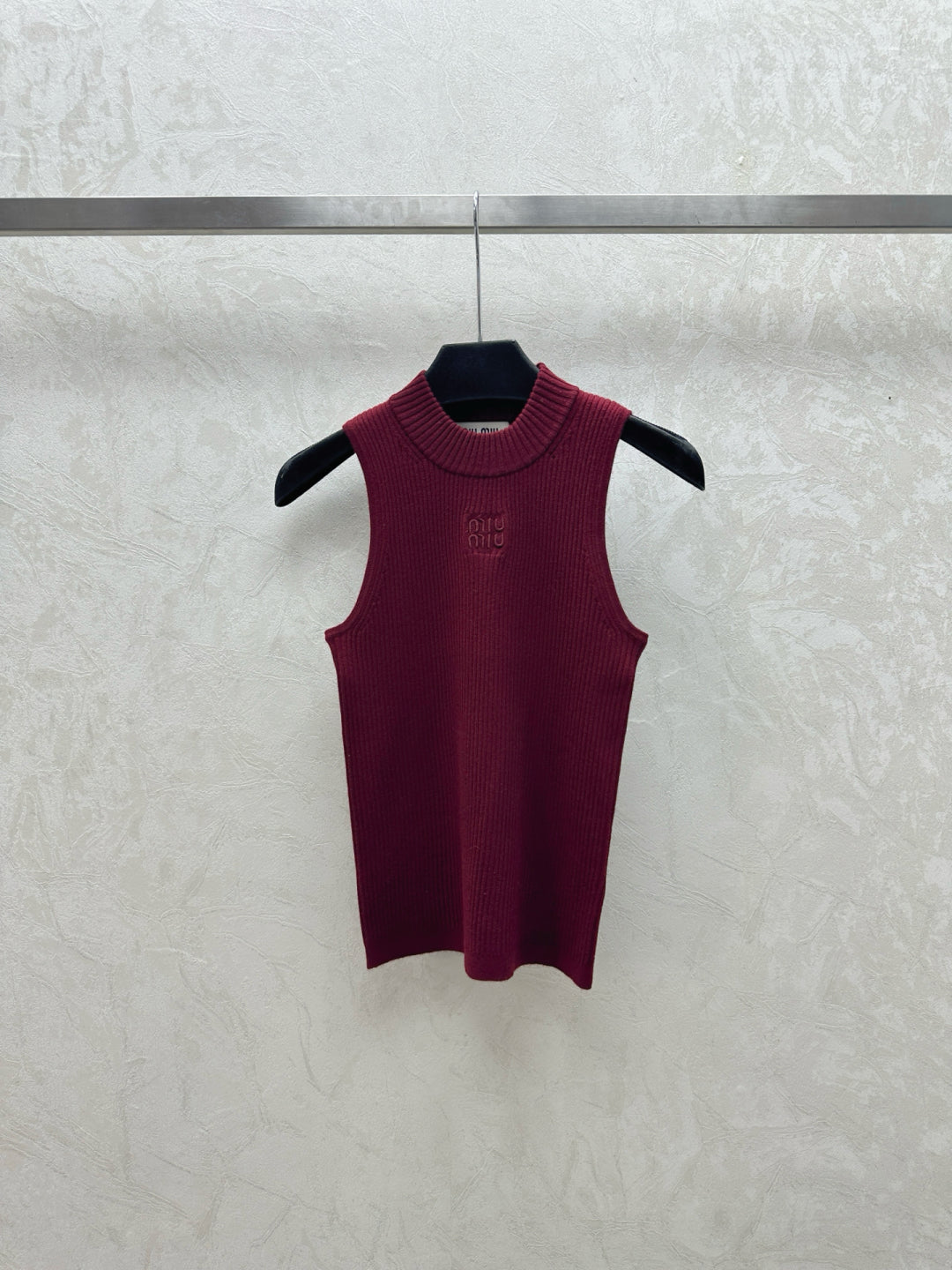 25 Early Spring Half Turtleneck Sleeveless Vest