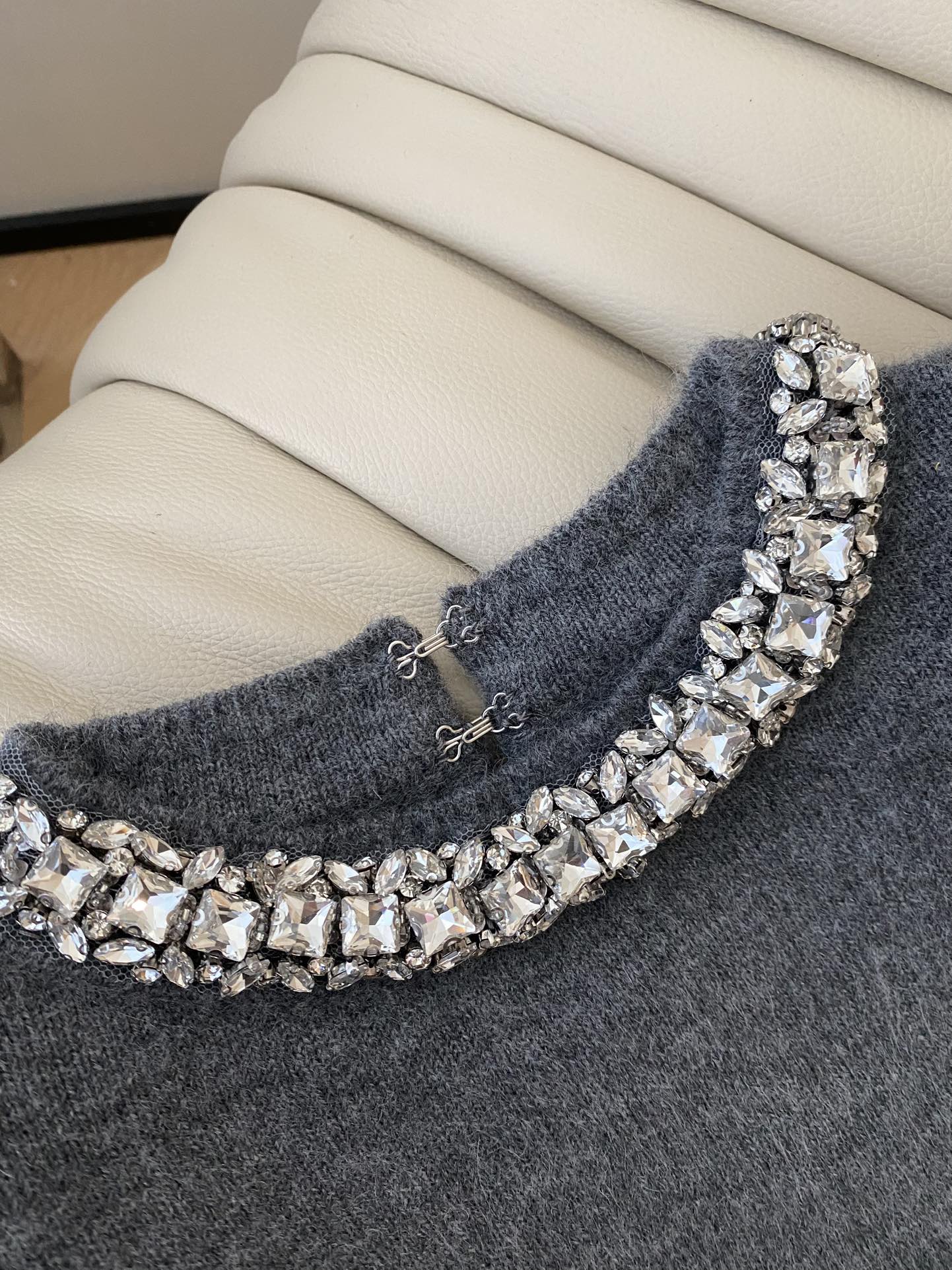 25ss new Rhinestone sweater