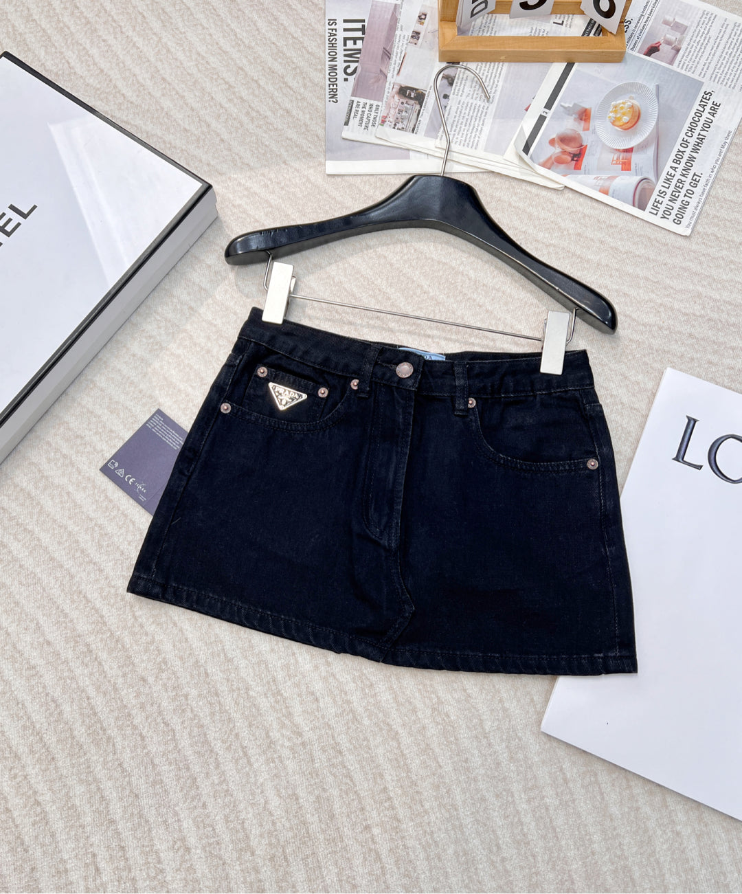 2025 New Spring/Summer Classic Triangle Logo Denim Skirt