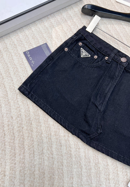 2025 New Spring/Summer Classic Triangle Logo Denim Skirt