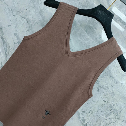 25 Cotton V-neck vest