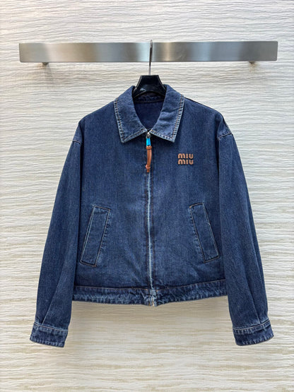 25 Spring and Summer New Fashionable Washed Blue Denim Jacket