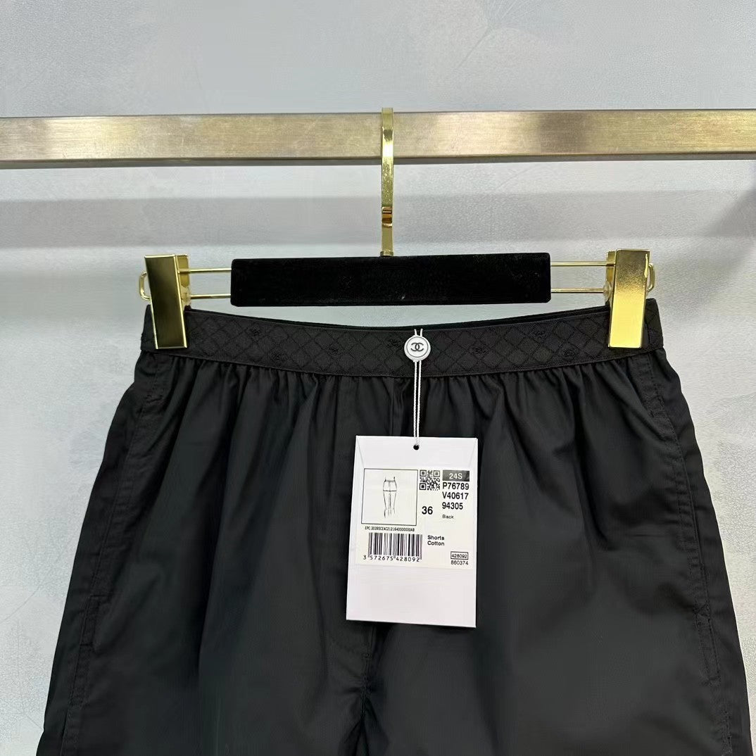 Double  webbing elastic waist shorts