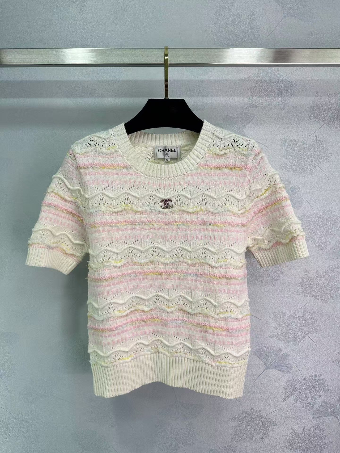 new pattern knitted short sleeves