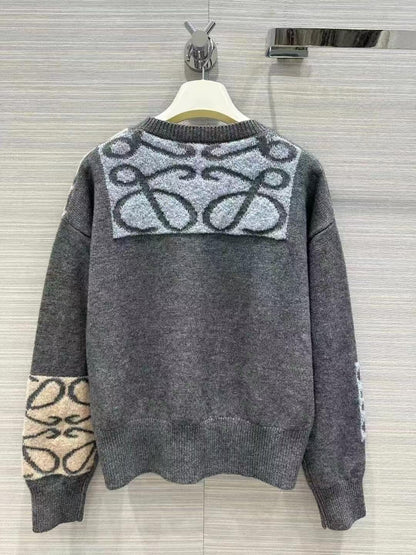 New logo print sweater