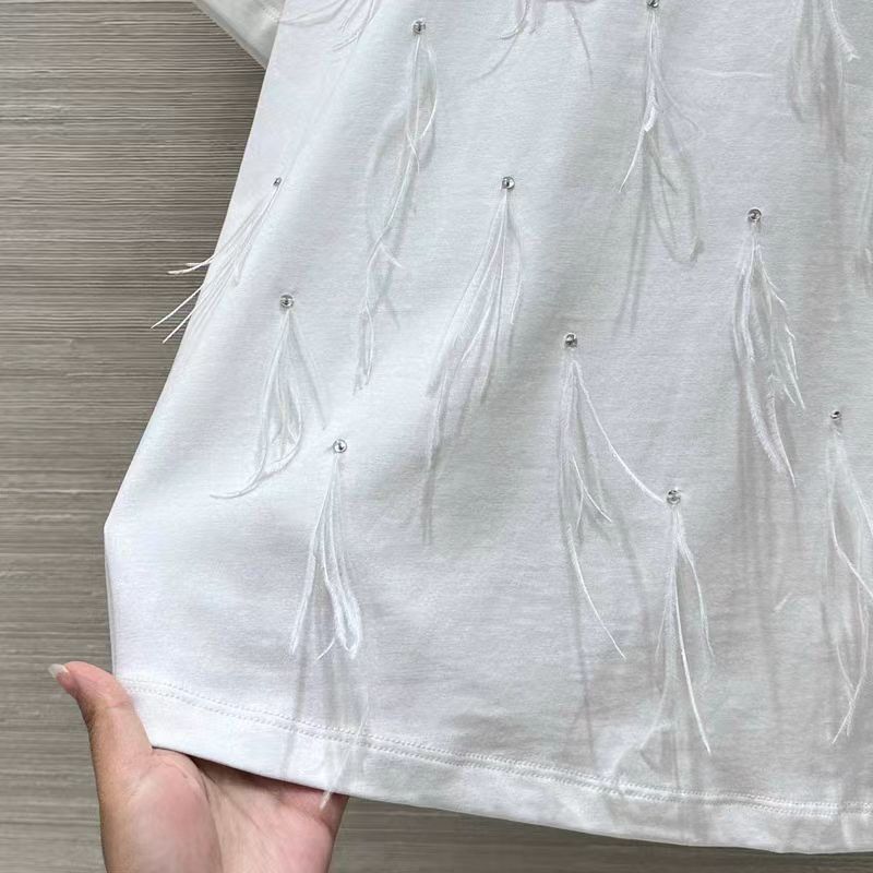 Feather tassel short-sleeved T-shirt