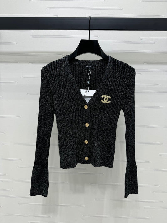 Heavy sequined yarn knitted v-neck cardigan