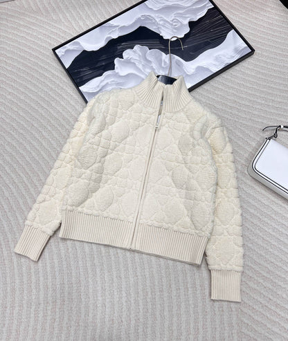 Diamond stand collar back letter jacquard zipper wool jacket