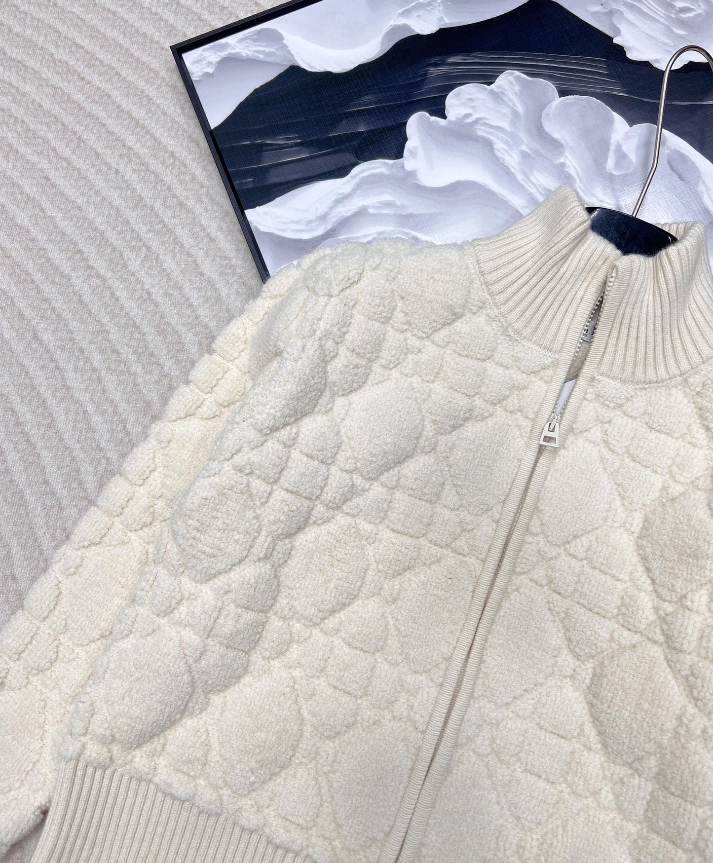 Diamond stand collar back letter jacquard zipper wool jacket