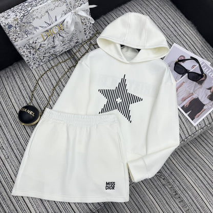 Embroidered five-pointed star set