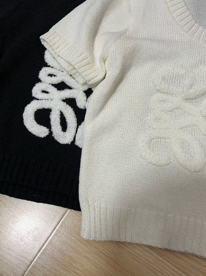 flocked logo sweater