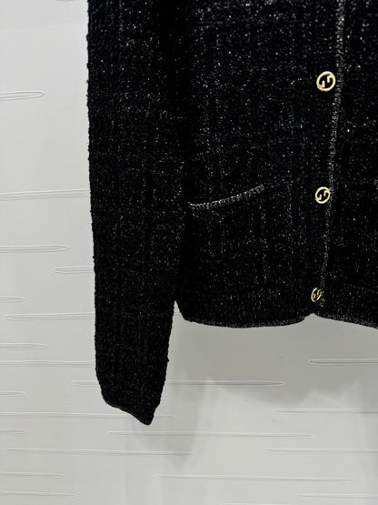 Money Pocket Buttoned Crew Neck Knit Cardigan