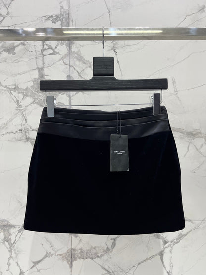 Pleated silk high waist A-line shorts