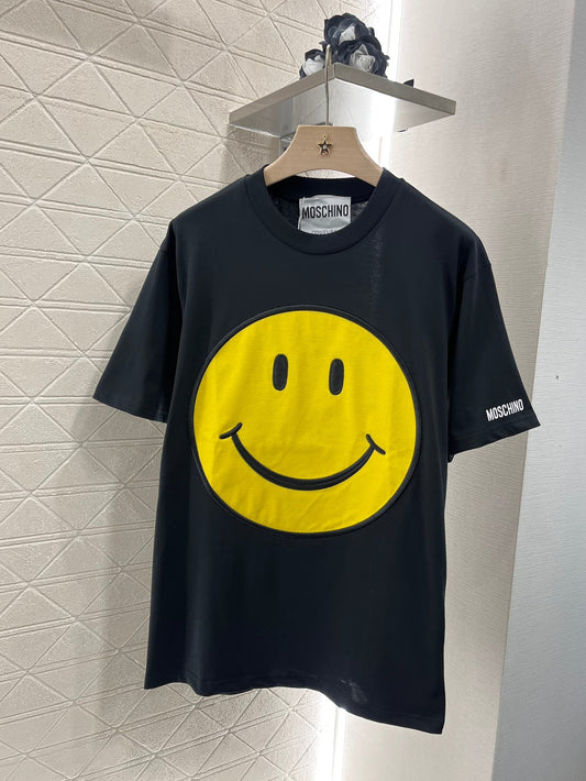 Round neck smiley face short sleeve T-shirt