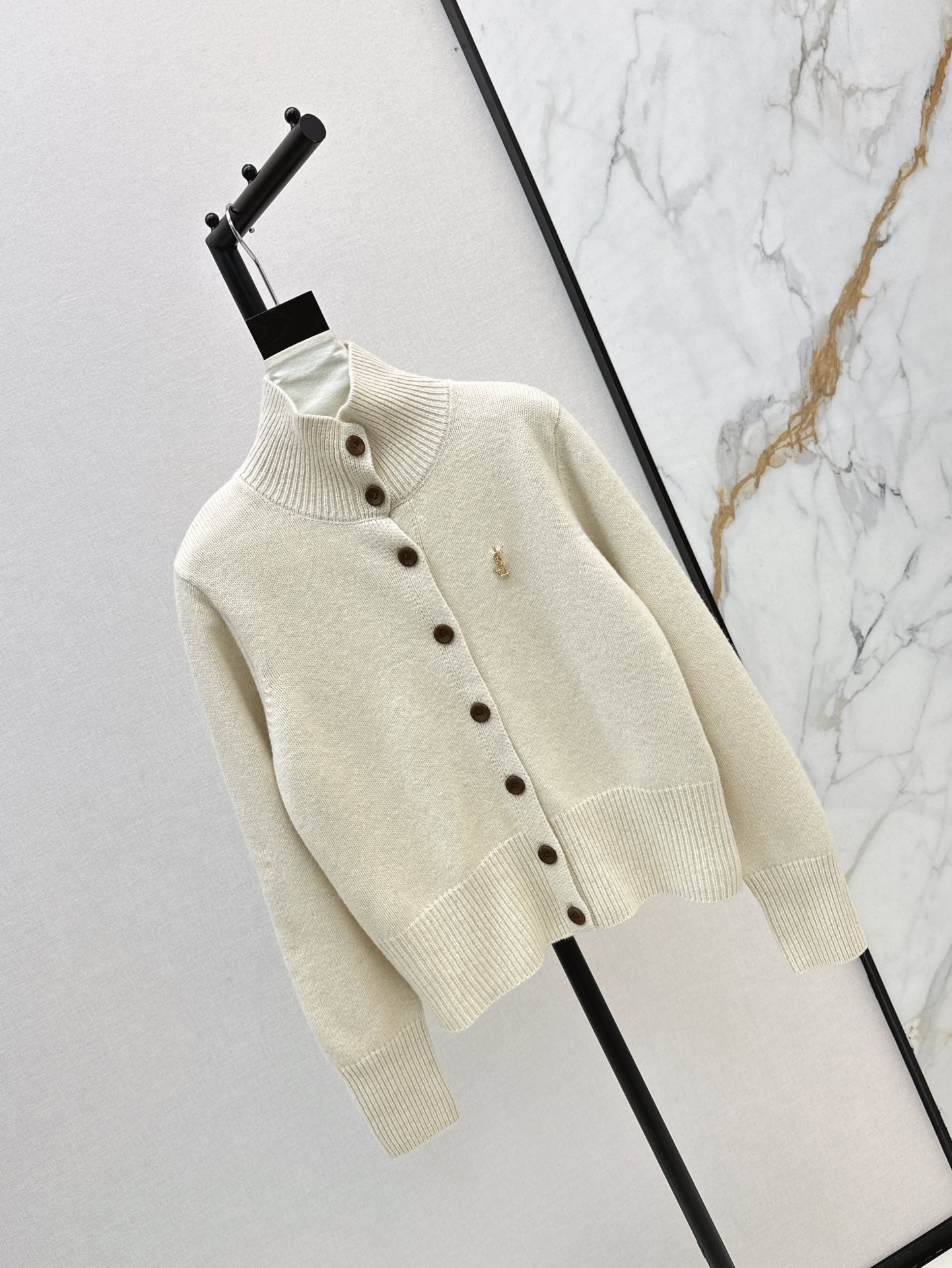 stand collar silhouette knitted cardigan