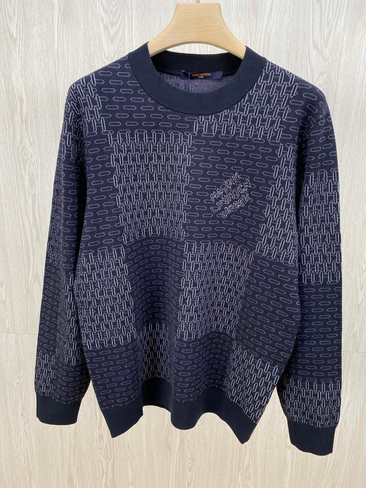 Mesh logo intarsia knitted sweater