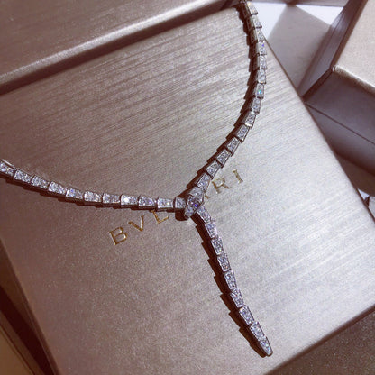 Full diamond snake necklace