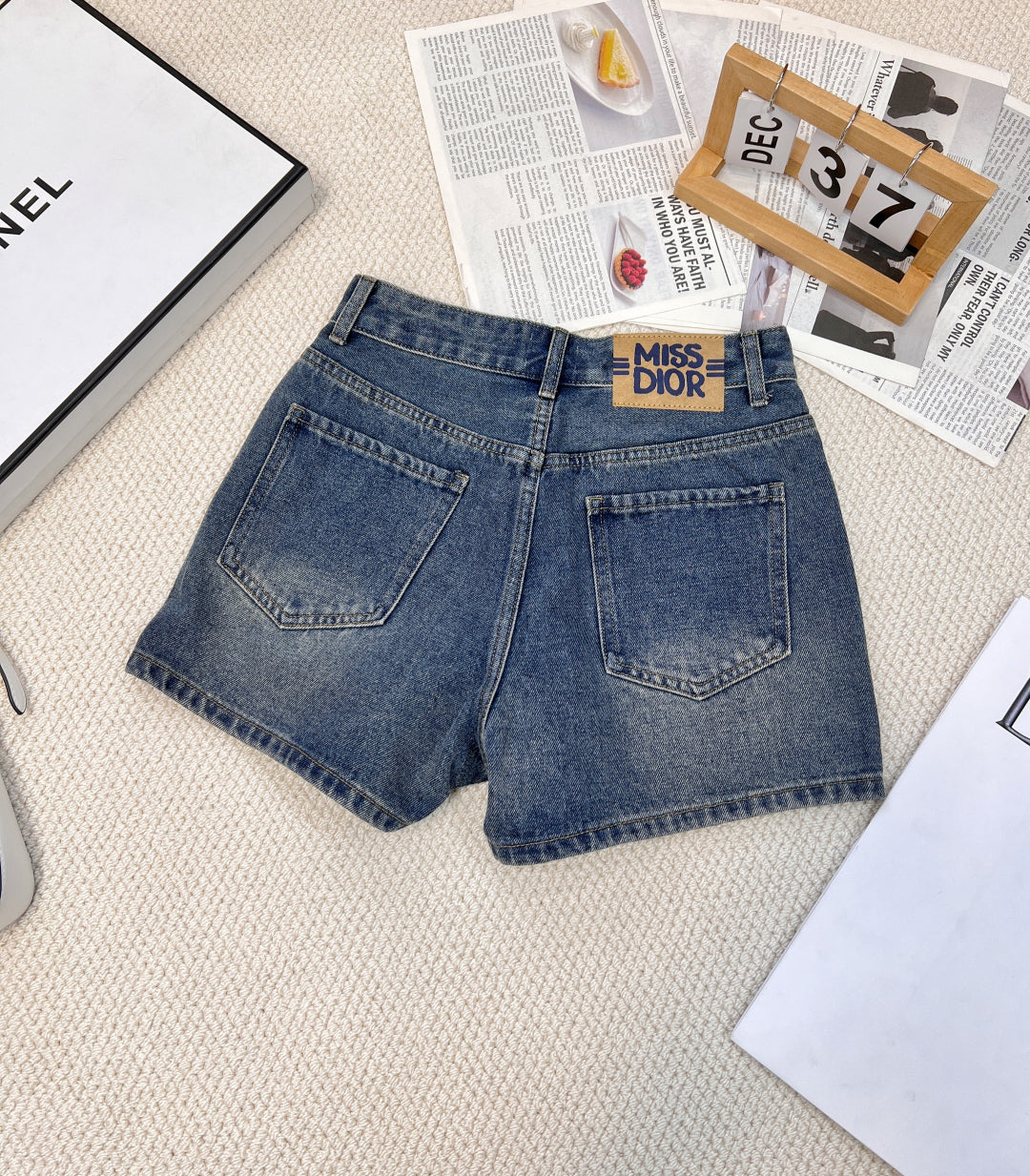 Double Pocket Towel Embroidery Lettering Denim Shorts