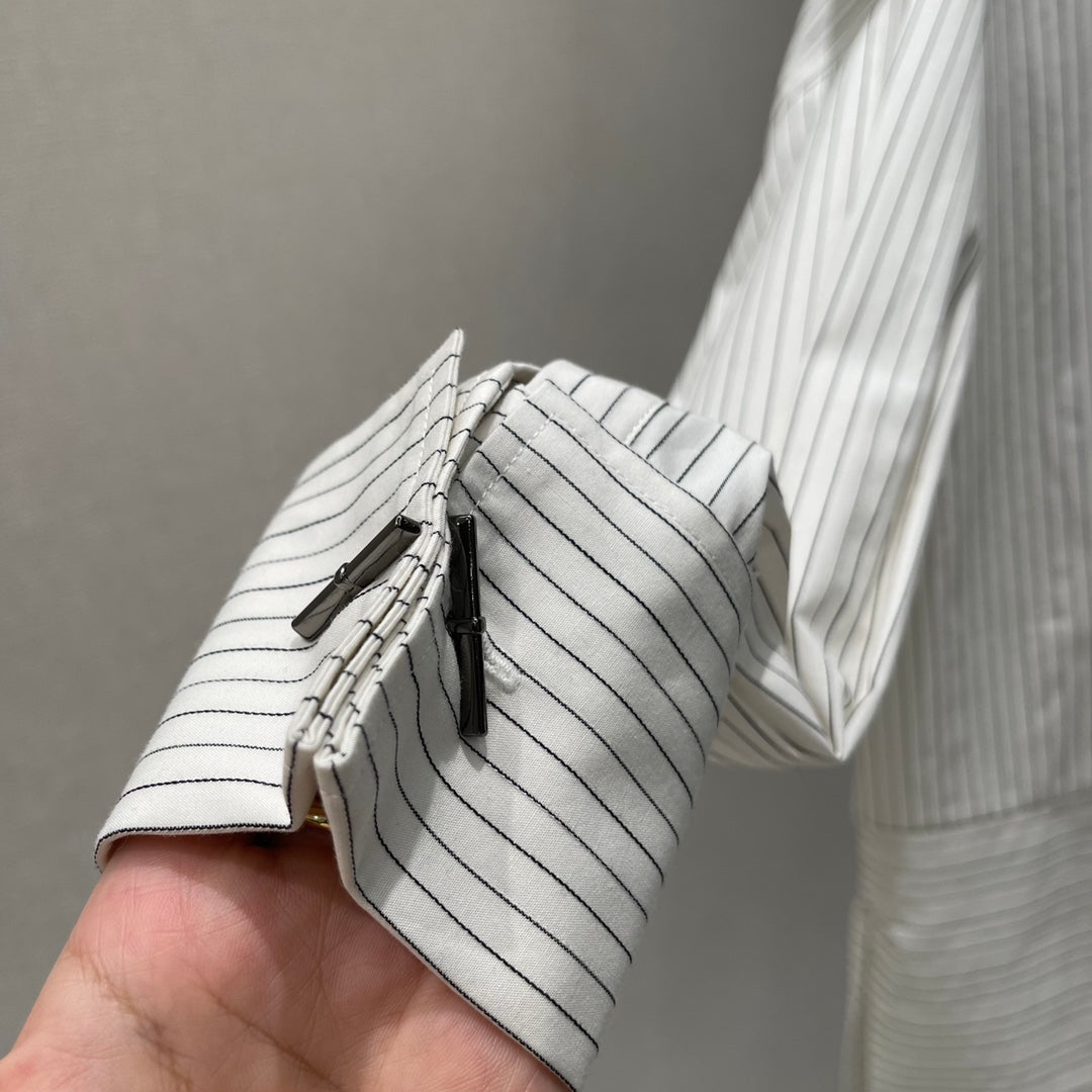 Lapel striped shirt）