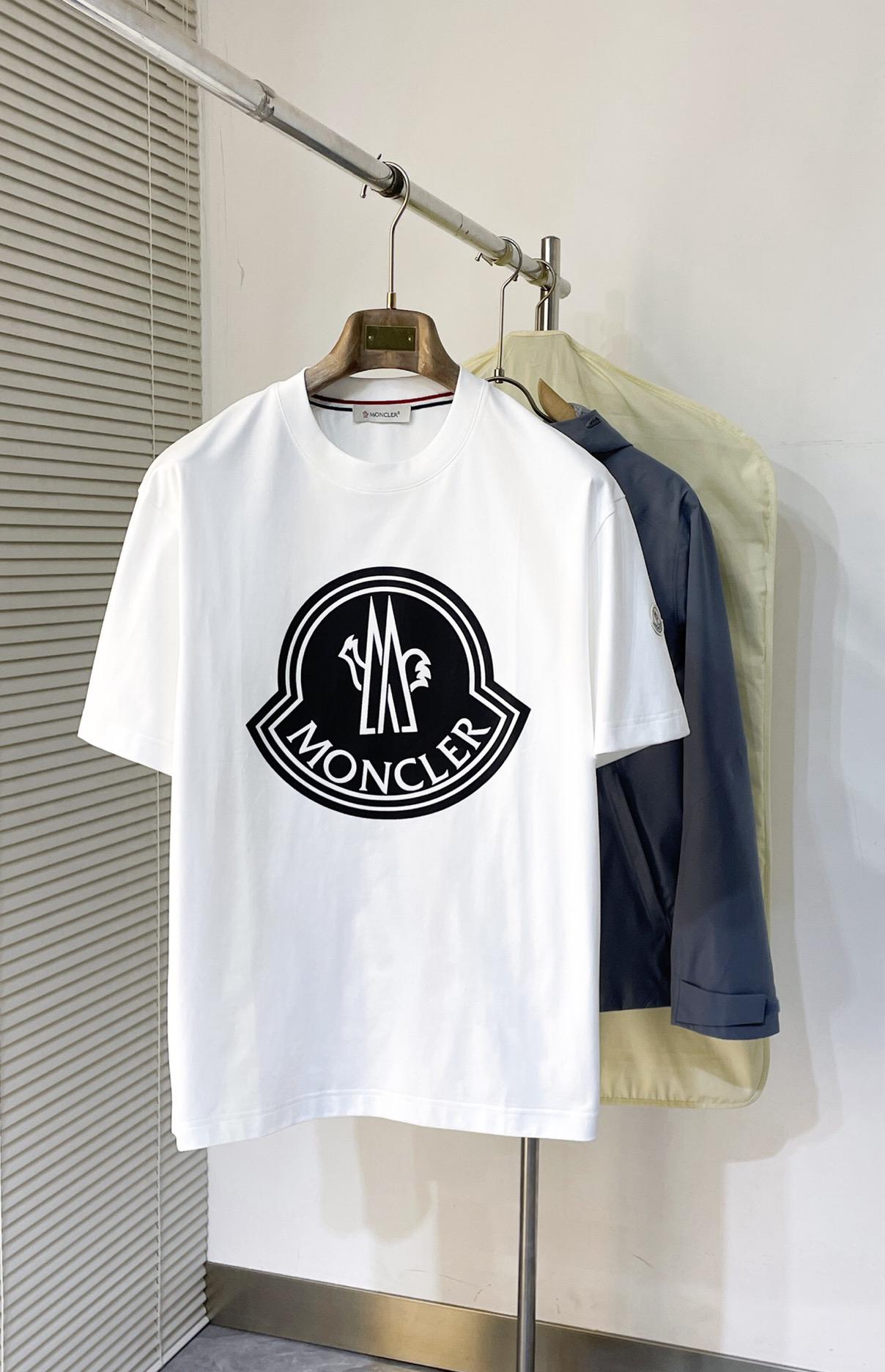 Mon Spring/Summer new metal logo on chest t-shirt