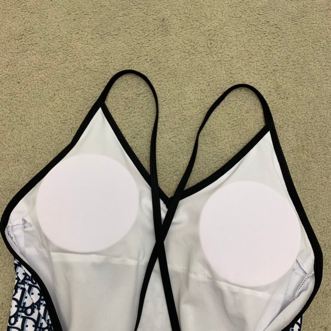 One piece swimsuit