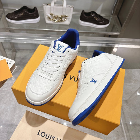 L Men's Sneakers