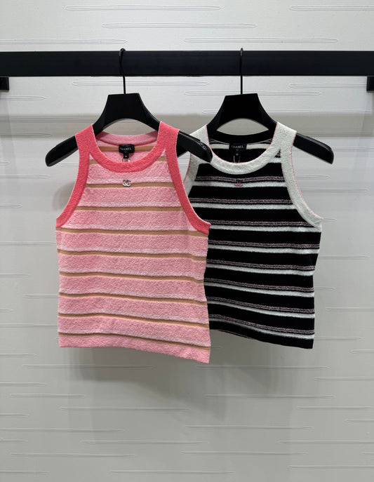 25 Spring and Summer Latest Series Striped Knitted Vest