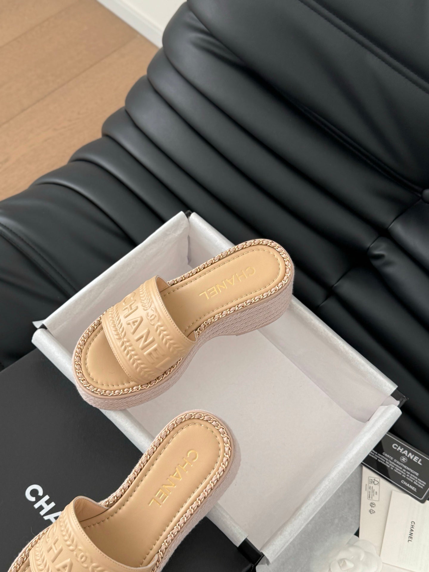 C 25 Spring and summer new series chain thick bottom slippers