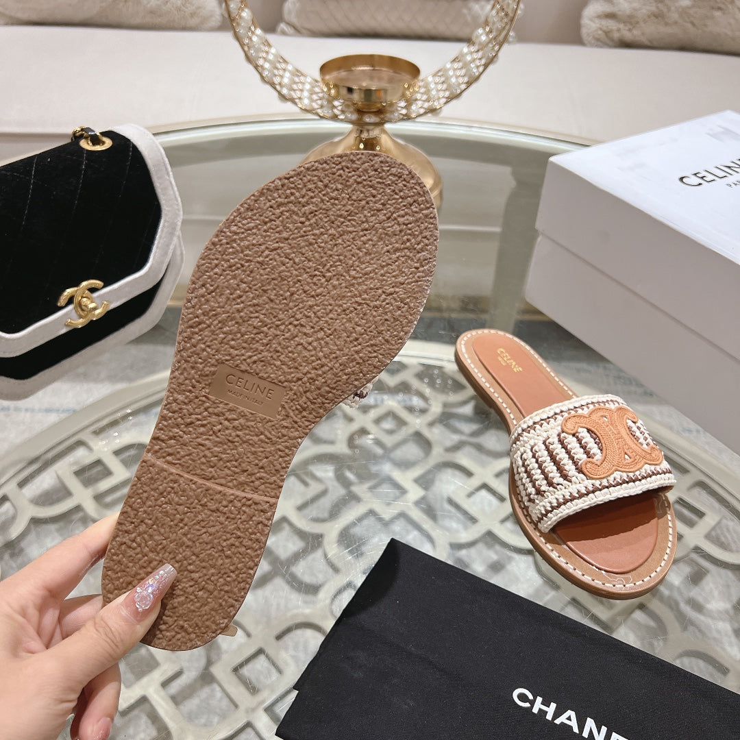 C 25 Arc de Triomphe logo sandals