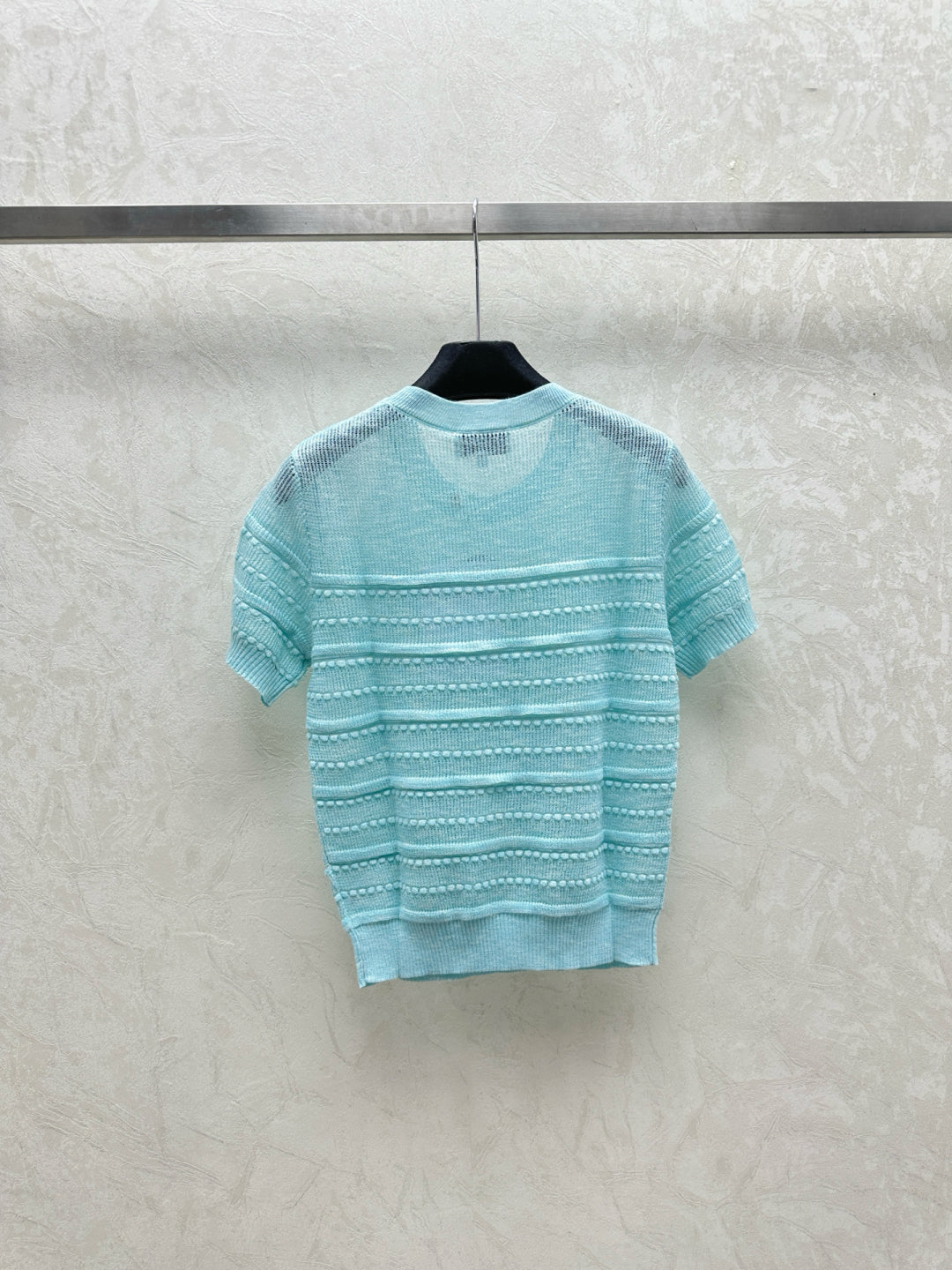 25 Early Spring Logo Knitted Round Neck Short Sleeve Top