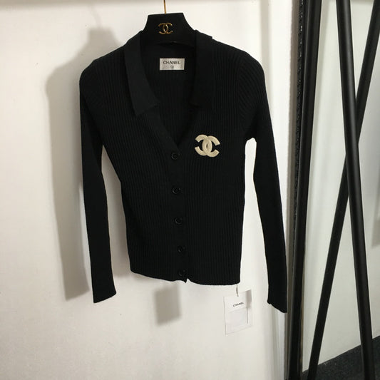 25logo embroidered lapel v-neck cardigan