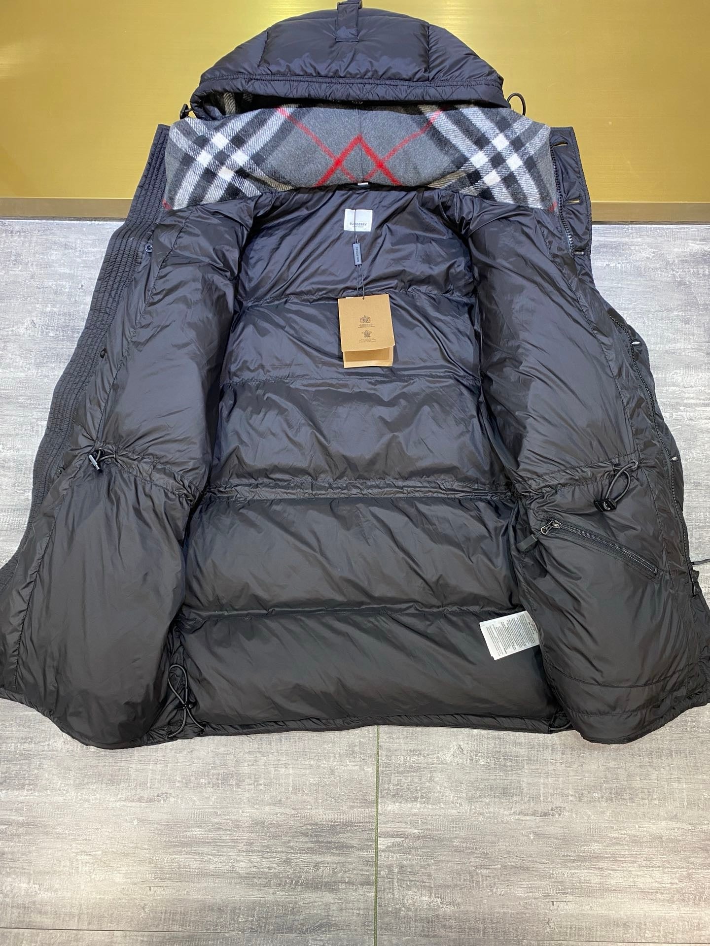 White goose down jacket