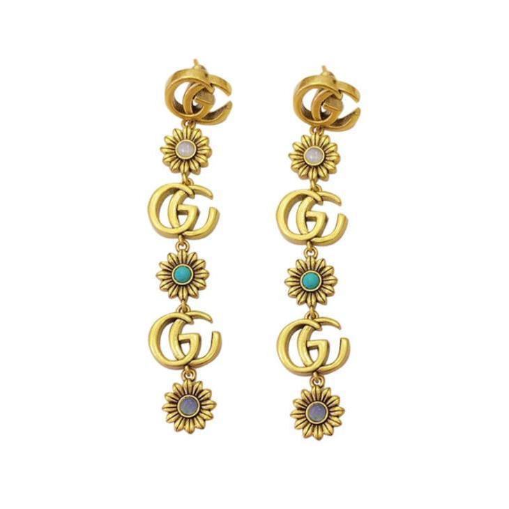 Women's Fashionable And Exquisite Earrings