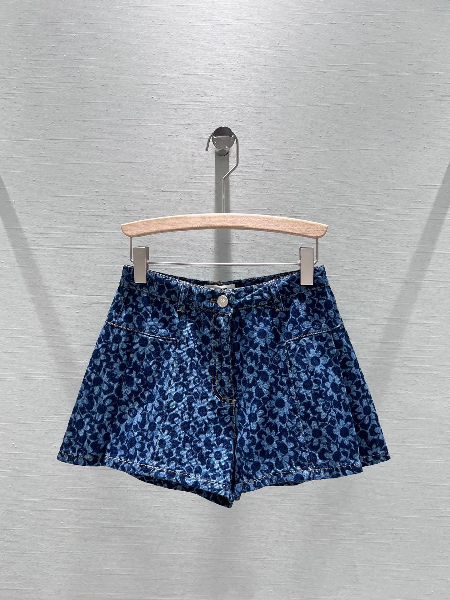 NEW  floral logo print denim a-line shorts