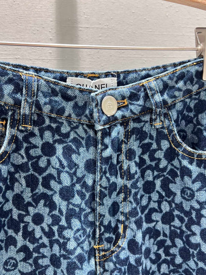 NEW  Full floral jacquard denim