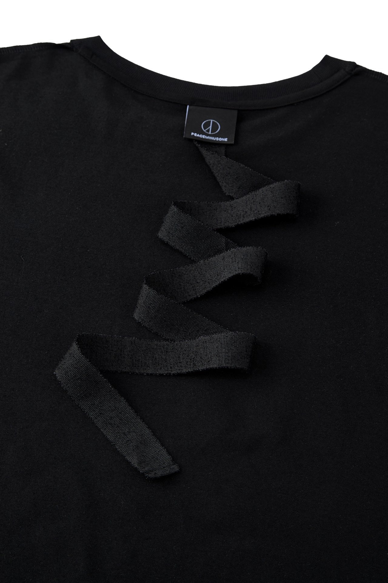 Knitted T-shirt with simple logo