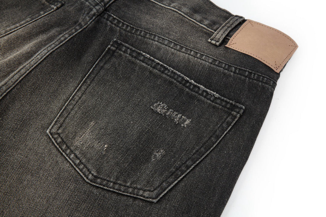 Washed knife cut jeans