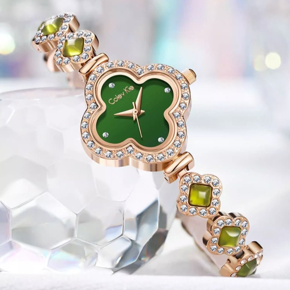 Ladies New Lucky Four-leaf Clover Watch