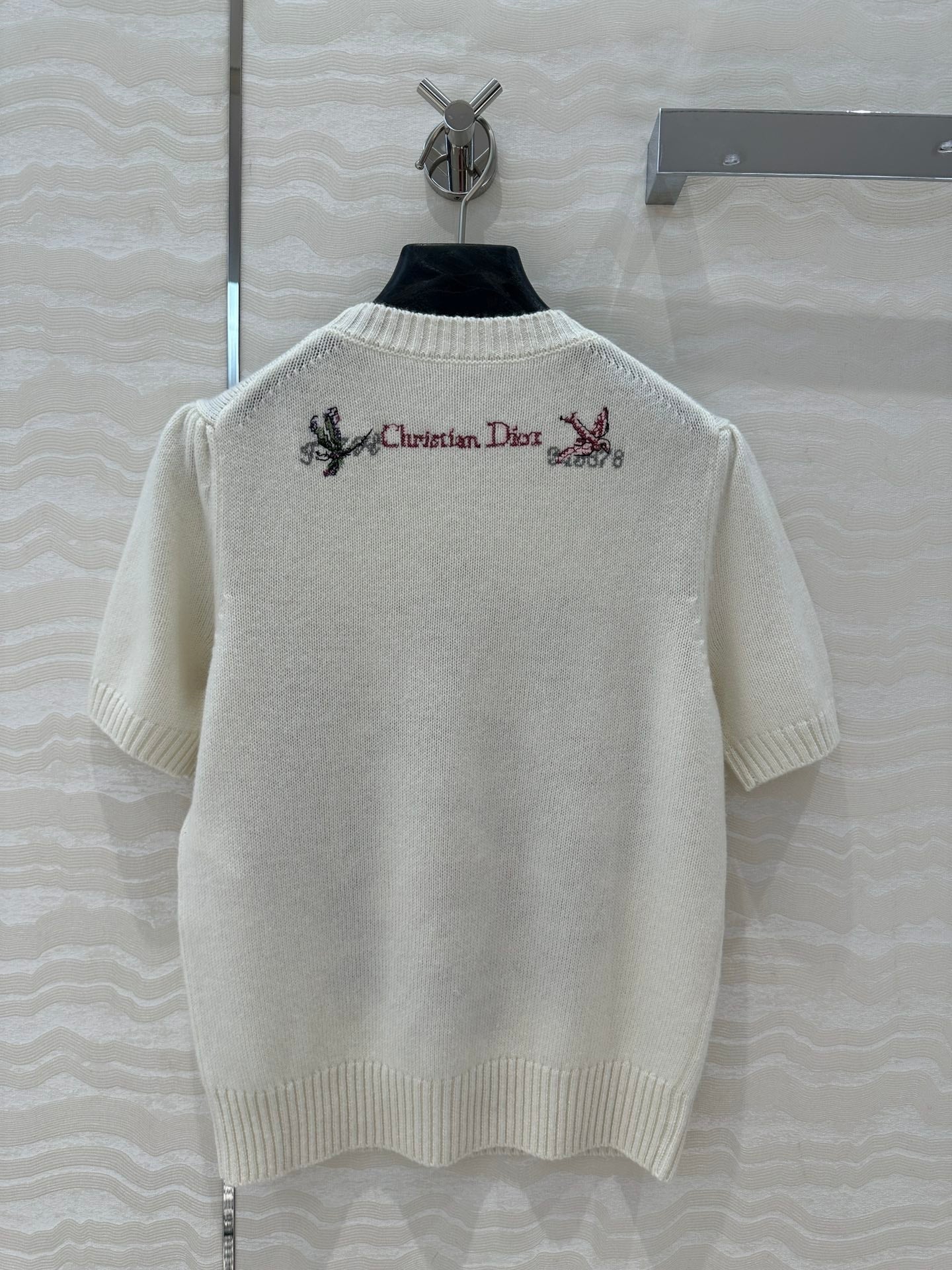 Cross-stitch embroidered cashmere short-sleeved sweater